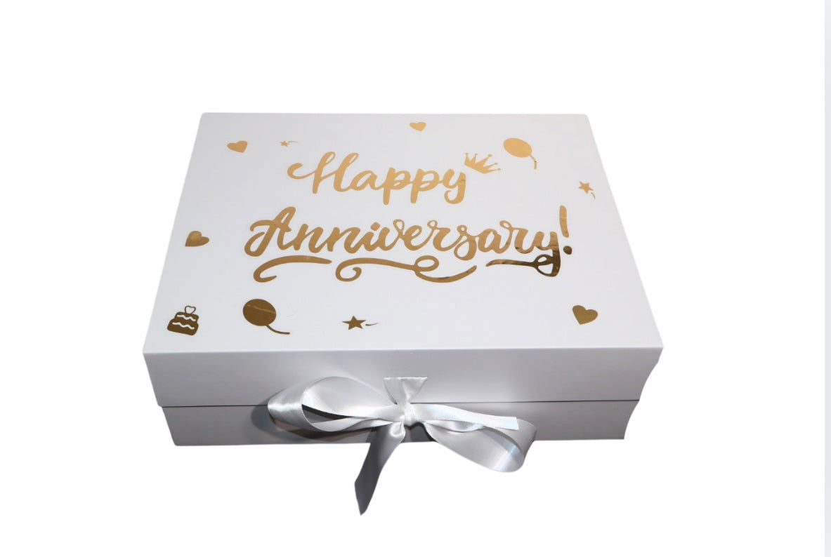 'Happy Aniversary' Gift Box
